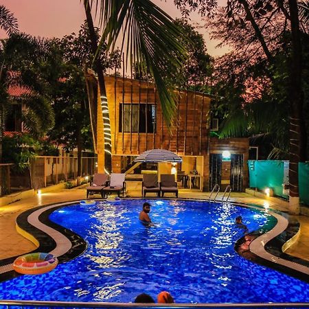 Coconut Beach Farm อลีบาก ภายนอก รูปภาพ