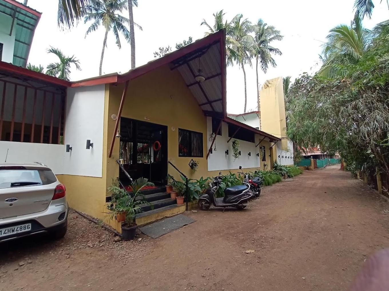 Coconut Beach Farm อลีบาก ภายนอก รูปภาพ
